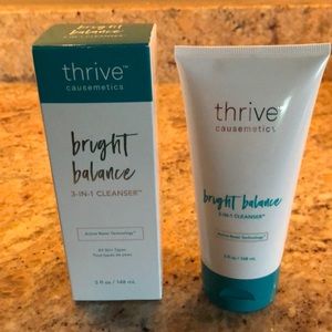 Thrivecausemetics Bright Balance Cleanser